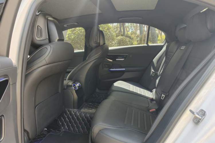 Used Mercedes-Benz C-Class 2024 Restyled C 260 L Sport Edition Interior 6