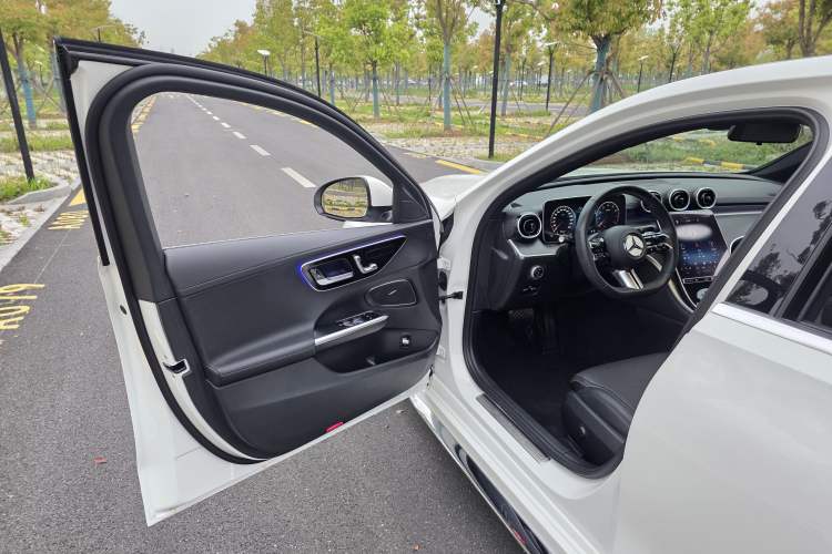 Used Mercedes-Benz C-Class 2024 C 200 L Sport Edition Interior 4