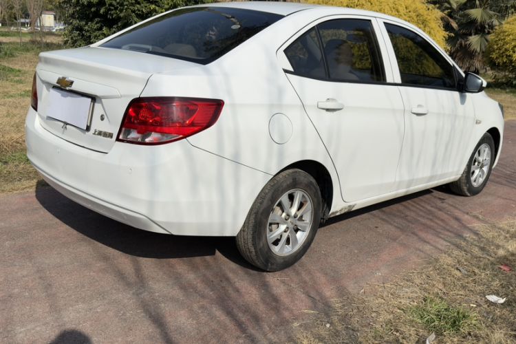 Used Chevrolet Sail 2015 Sail 3 1.5L Manual with Ideal Sunroof Edition
