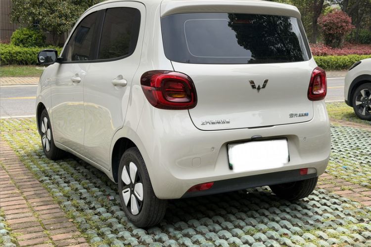 Used Wuling Hongguang MINIEV 2025 Four-Door Version Advanced Edition Exterior 1