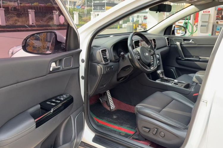 Used Kia KX5 2017 1.6T Automatic Two-Wheel Drive 15th Anniversary Special Edition DLX