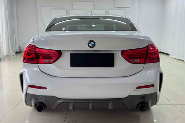 Used BMW 1 Series 2021 120i M Sport Night Edition Exterior 5