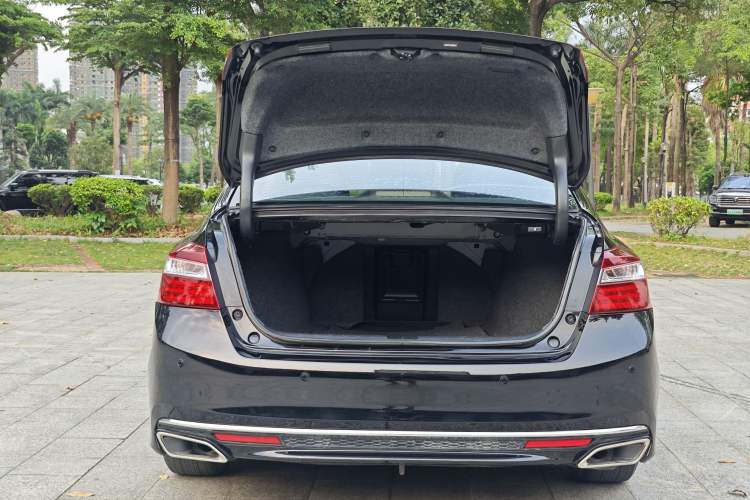 Used Honda Accord 2016 2.0L Elite Edition Trunk