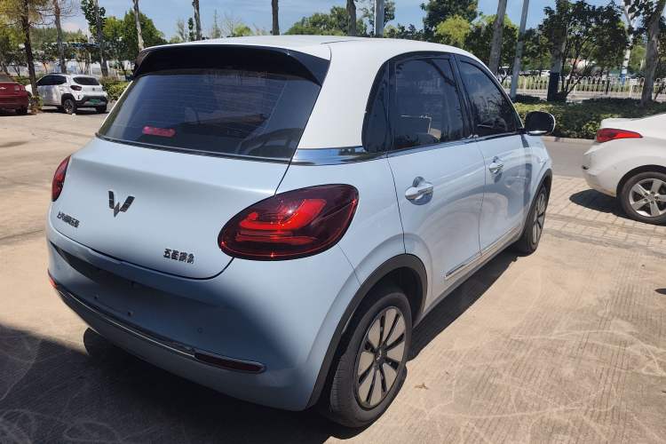 Used Wuling Bingo 2023 410 km Lingxi Deluxe Edition
