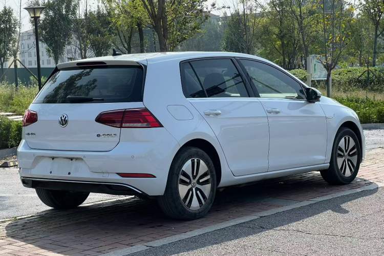 Used Volkswagen Golf Pure Electric 2020 Chari
