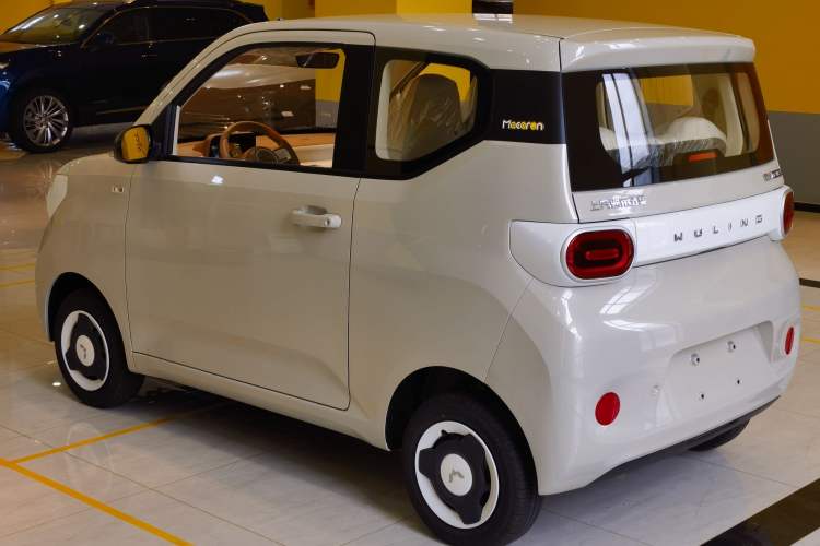 Used Wuling Hongguang MINIEV 2024 3rd Generation 215km Youth Edition