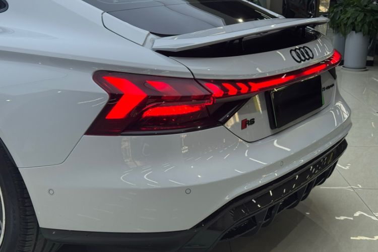 Used Audi RS e-tron GT 2023 Basic Model
