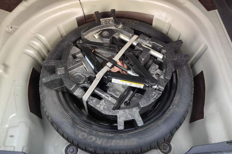 Used Volkswagen Magotan 2017 330TSI DSG Leading Model
