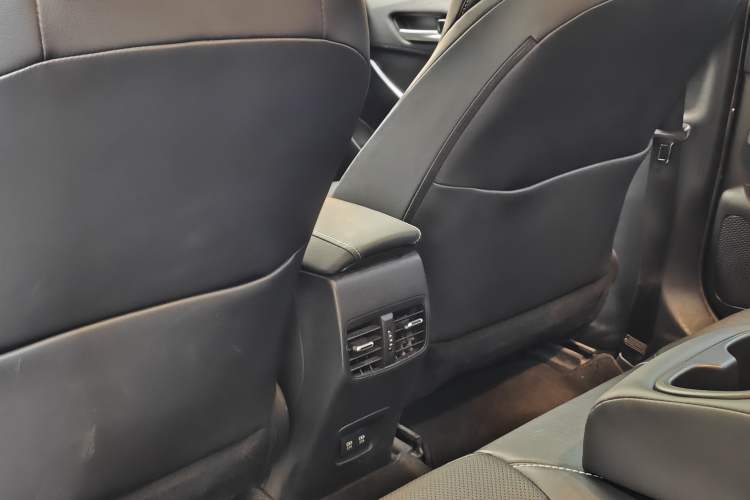 Used Toyota Levin 2021 185T CVT Luxury Edition
