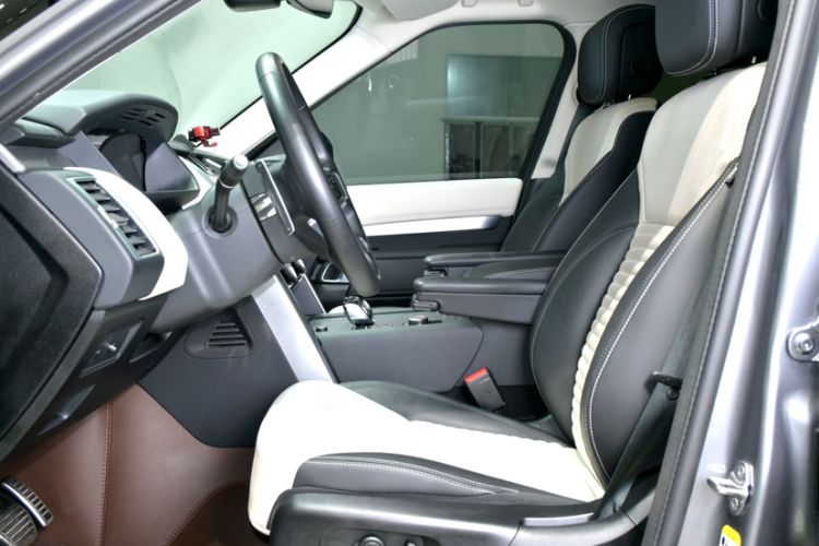 Used Land Rover Discovery 2023 Restyled 360 PS R-Dynamic SE