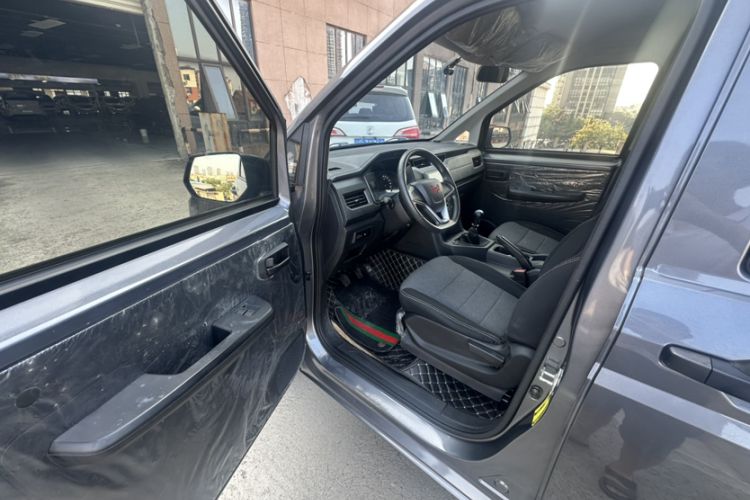 Used Wuling Zhengcheng 2022 2.0L Manual Entrepreneurial Version