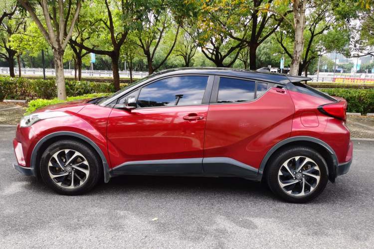 Used Toyota IZOA 2018 2.0L Yichi Version China VI Standard
