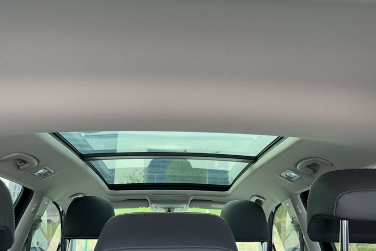 Used Volkswagen Tiguan L 2023 280TSI Automatic Two-Wheel Drive Trendy Innovation Limited Edition Headliner