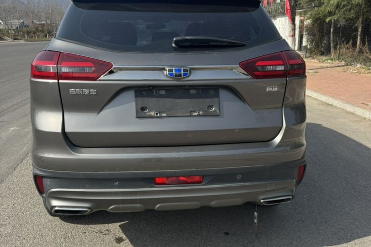 Used Geely Auto Emgrand X7 Sport 2018 1.8TD Automatic Two-Wheel Drive Smart Connect 4G Internet Edition
