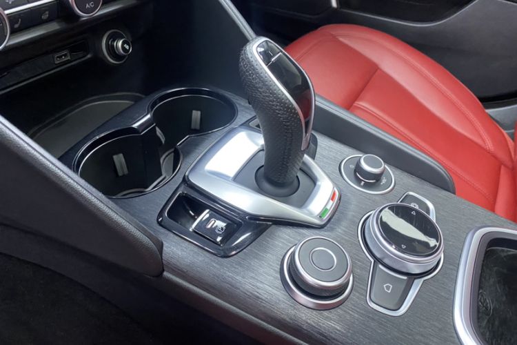 Used Alfa Romeo Giulia 2021 2.0T 280HP Luxury Edition