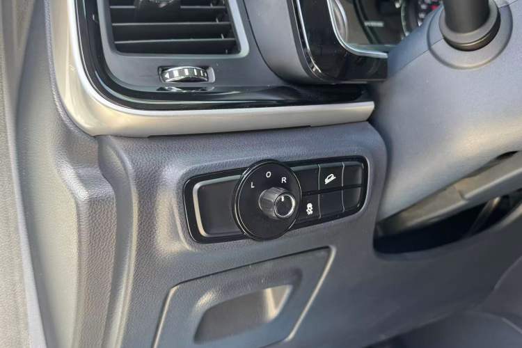 Used GAC Trumpchi M8 2023 Lingxiu Series 390T Luxury Edition Interior 10