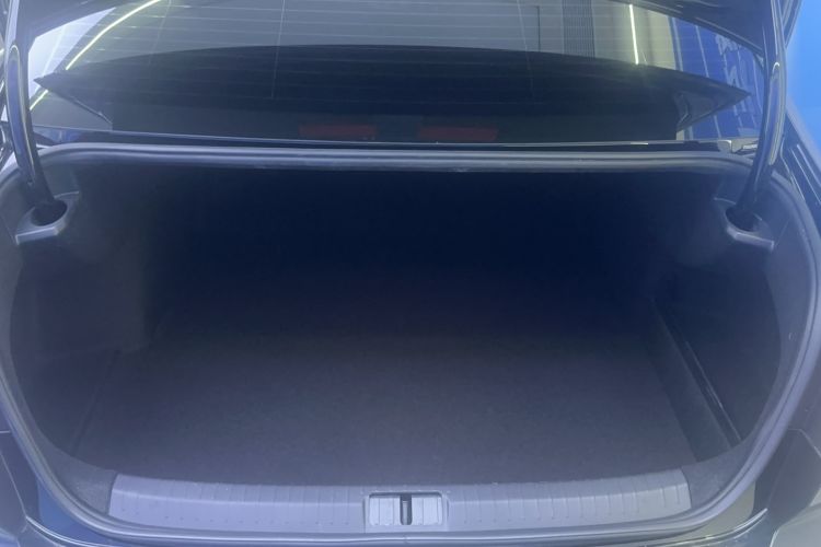 Used Volkswagen Magotan 2023 2 Million Units Limited-Edition 280TSI DSG Comfort Version Trunk