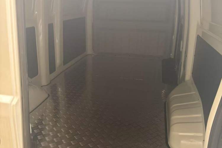 Used Dongfeng Yufeng EM27 2024 EM27 EVE Energy 41.86 kWh