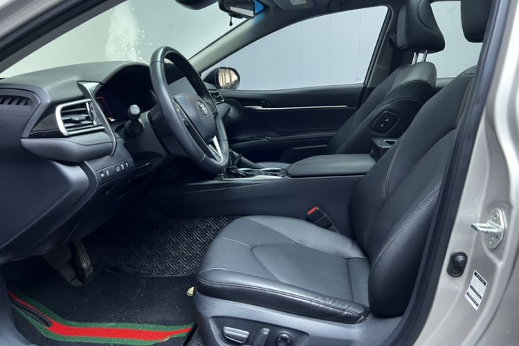 Used Toyota Camry 2021 2.5G Luxury Edition Interior 2