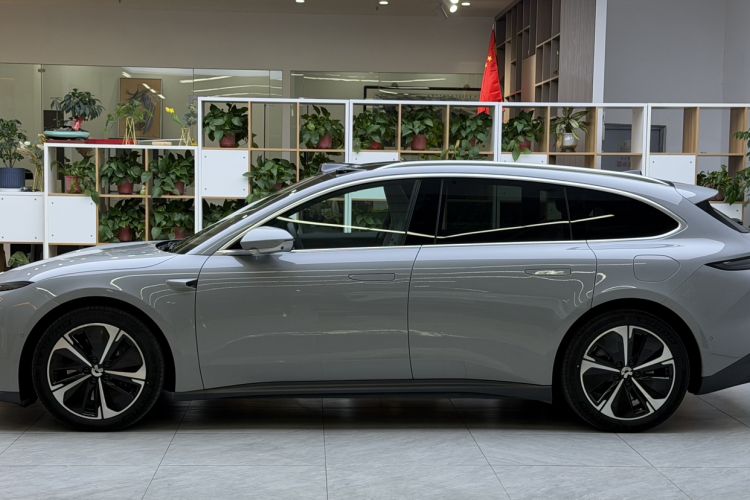 Used Nio ET5T 2023 75 kWh Touring