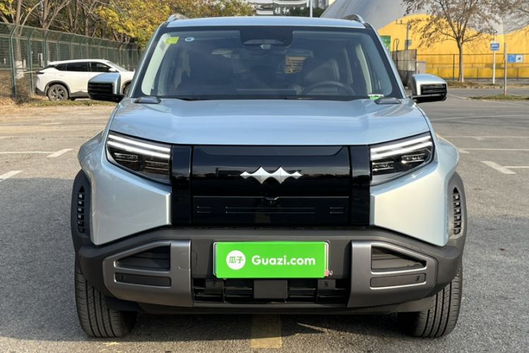 Used Formula Leopard Titanium 3 2025 501 km Range Rear-Wheel Drive Intelligent Driving Max Edition