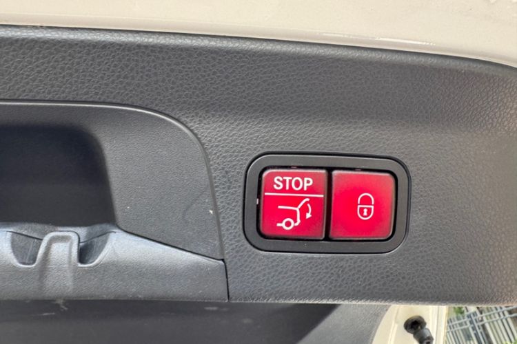 Used Mercedes-Benz GLC Coupe 2020 GLC 300 4MATIC Coupe SUV