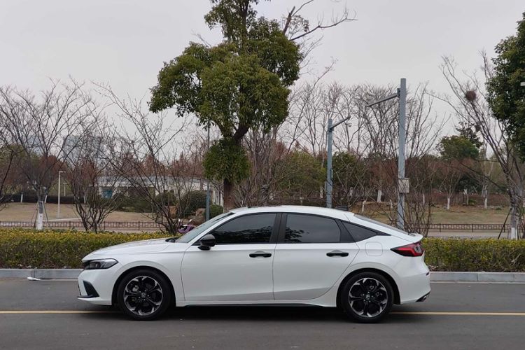 Used Honda Civic 2023 HATCHBACK 240TURBO CVT Extreme Edition
