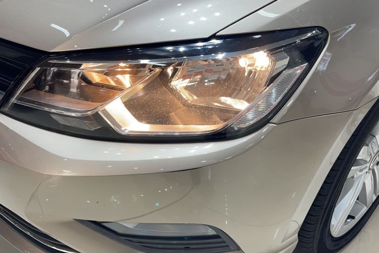 Used Volkswagen Lamando 2015 280TSI DSG Comfort Edition Left Front Headlight