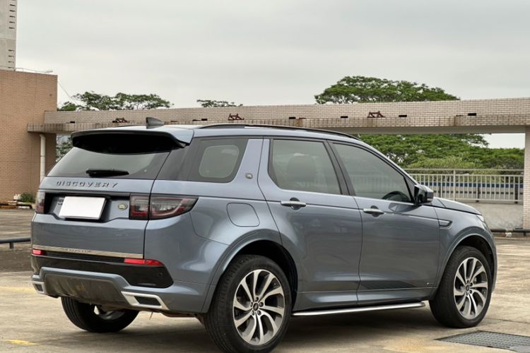 Used Land Rover Discovery Sport 2020 249 PS R-Dynamic Performance Edition Exterior 7