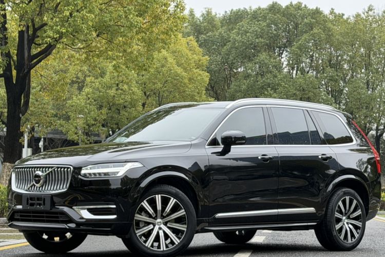 Used Volvo XC90 2022 B5 Smart Drive Luxury Edition 5 Seats