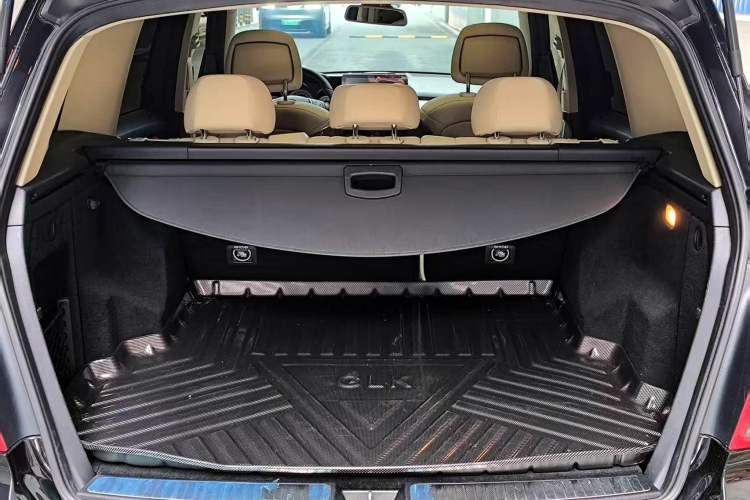 Used Mercedes-Benz GLK-Class 2013 GLK 300 4MATIC Dynamic Sunroof Model