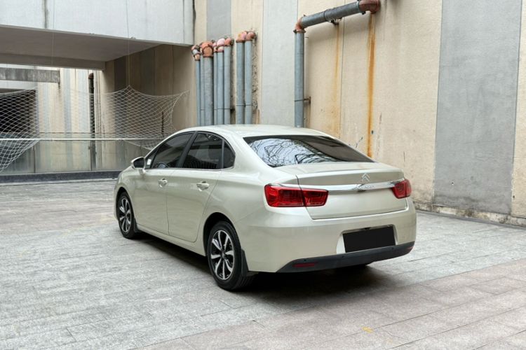 Used Citroen C4 Sega 2016 1.6L Automatic Luxury Model Exterior 6