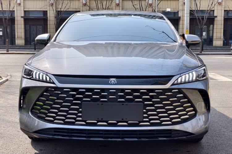 Used BYD Qin PLUS 2025 DM-i Smart Drive 55KM Leading Model Exterior 1