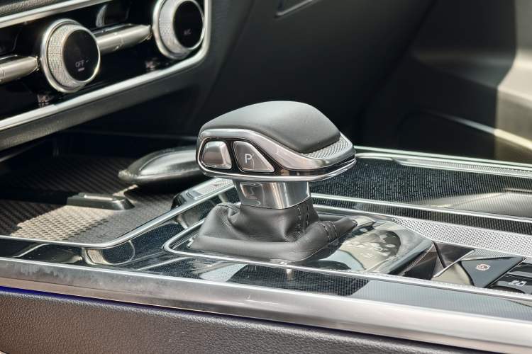 Used Hongqi HS5 2023 2.0T Four-Wheel Drive Flagship Pro Edition