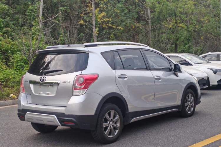 Used Toyota Verso 2015 180E CVT Crossover Edition
