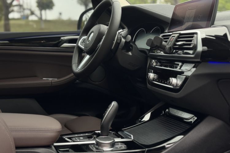 Used BMW X3 2018 xDrive28i M Sport Package China VI Interior 3