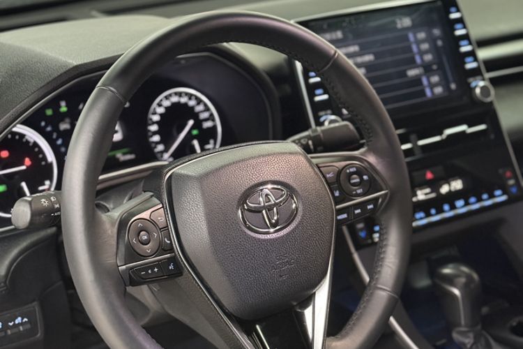 Used Toyota Avalon 2022 Dual-Engine 2.5L Luxury Edition Interior 5