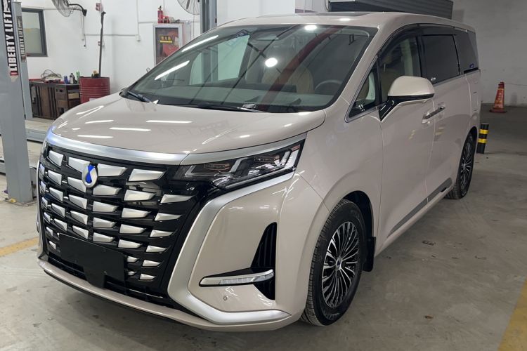 Used Denza D9 2022 DM-i 970 Four-Wheel Drive Prestige Model