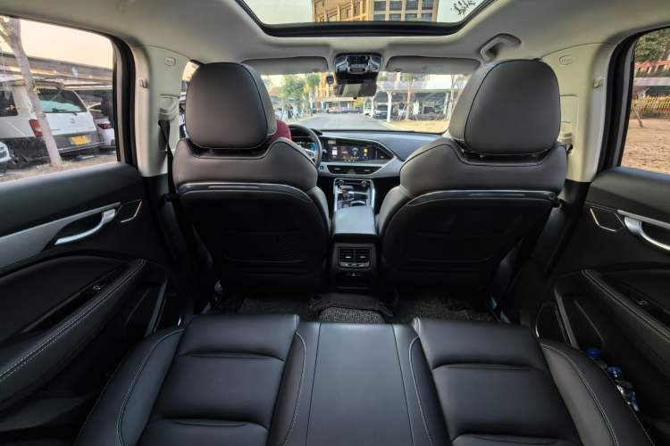 Used Geely Auto Monjaro New Energy 2019 400T YAOXINGZHE Pure Electric Range 80 KM