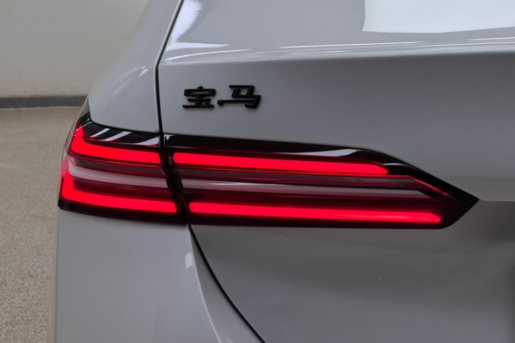 Used BMW 5 Series 2024 530Li Luxury Edition M Sport Package
