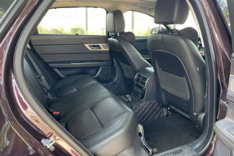 Used Jaguar XFL 2019 XFL 2.0T 250 PS Two-Wheel-Drive Luxury Edition
