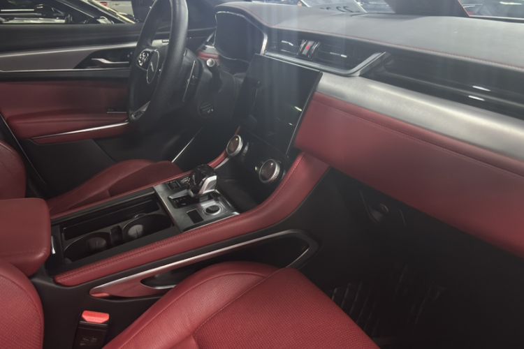 Used Jaguar F-PACE 2024 P250 R-Dynamic SE