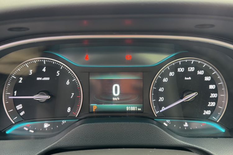 Used Buick GT 2018 15T Dual-Clutch Elite Model China V Standard Odometer Close Up