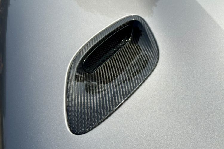 Used Xiaomi Auto YU7 2025 Ultra-Long Range High-Performance All-Wheel-Drive Max Edition