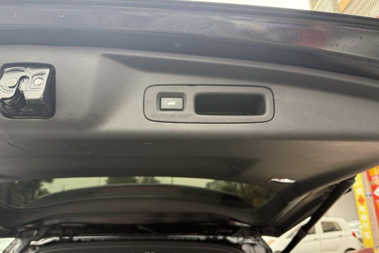 Used Honda Elysion 2024 2.0L eHEV Luxury Edition
