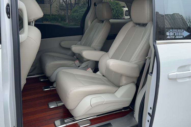 Used Buick GL8 2021 Land Cruiser Executive Class 652T Comfort Model