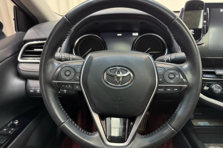 Used Toyota Camry 2021 2.0G Luxury Edition