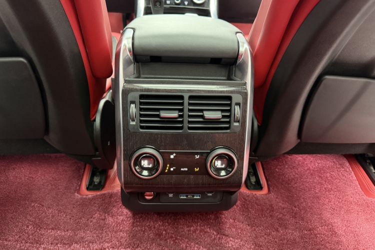 Used Land Rover Range Rover Sport 2021 3.0 L6 YAO Black Edition
