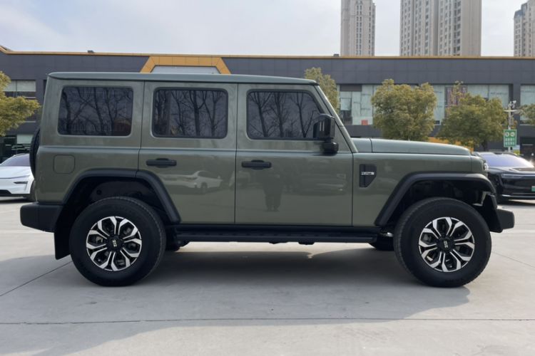 Used 212 T01 2024 2.0T Mechanic
