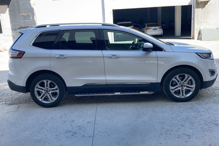 Used Ford Edge 2016 EcoBoost 245 Two-Wheel-Drive Titanium 7-Seater